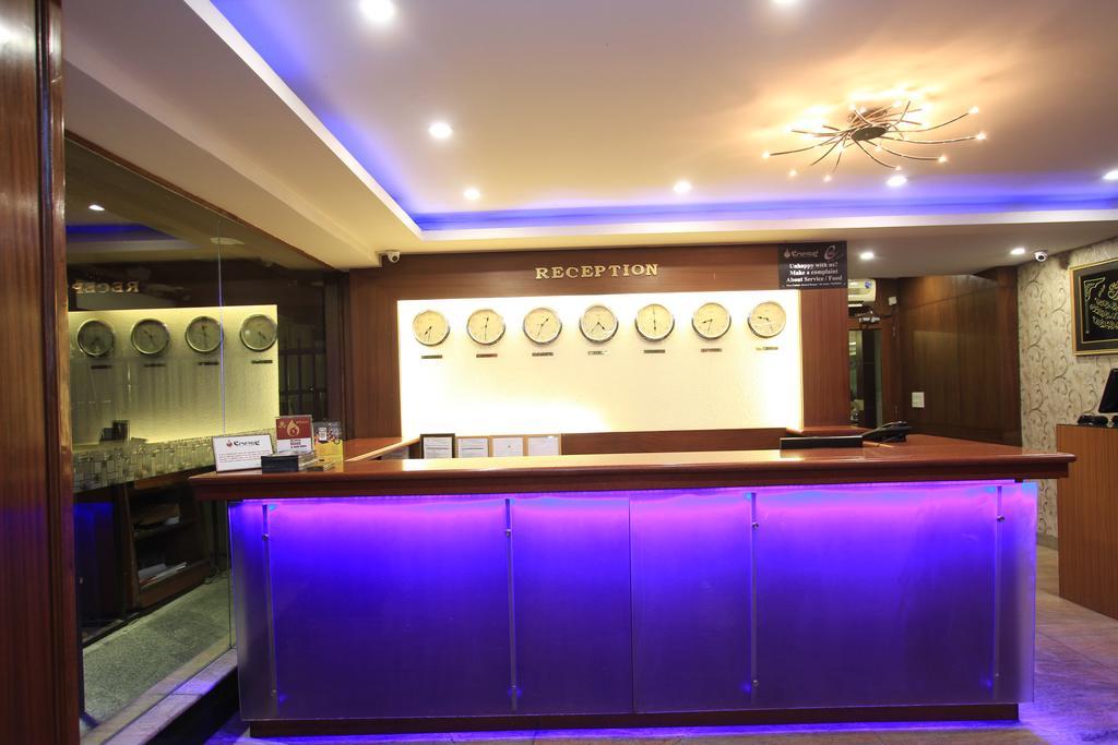 העיר בנגלור Hotel Noor Empire International Kormangala מראה חיצוני תמונה