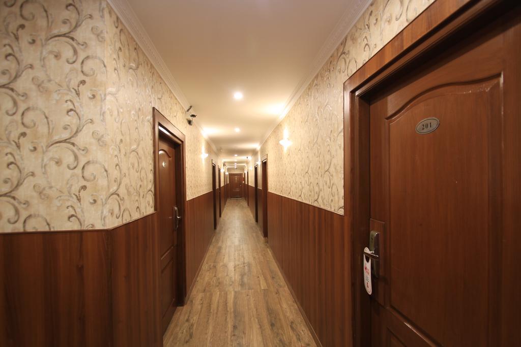 העיר בנגלור Hotel Noor Empire International Kormangala מראה חיצוני תמונה