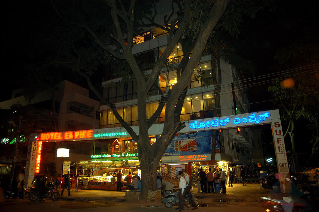 העיר בנגלור Hotel Noor Empire International Kormangala מראה חיצוני תמונה